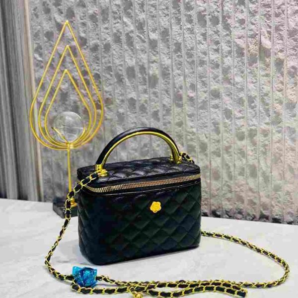 Quality Box Handbag for Ladies